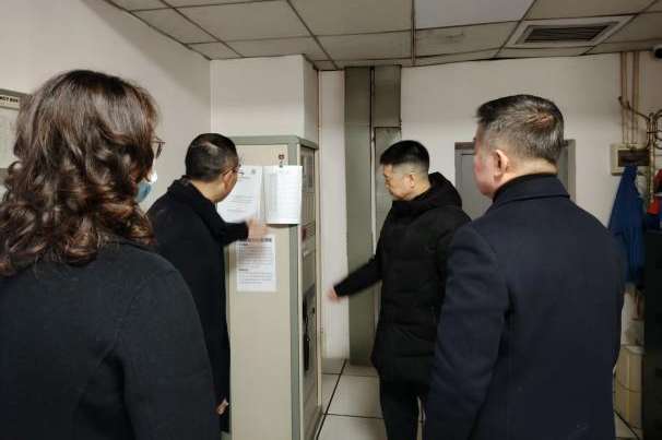 省bti体育集团党委书记、董事长游勇查抄督导春节安全出产并探望慰问干部员工